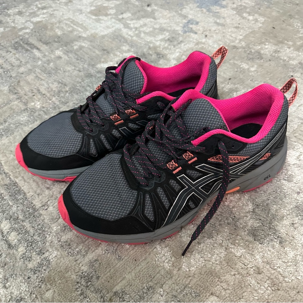 ASICS Gel Women's Black and Pink Athletic Shoes